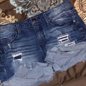size 9 mudd jean shorts